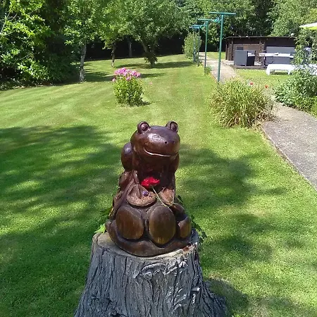 La Lune Gasthuis Joue-en-Charnie